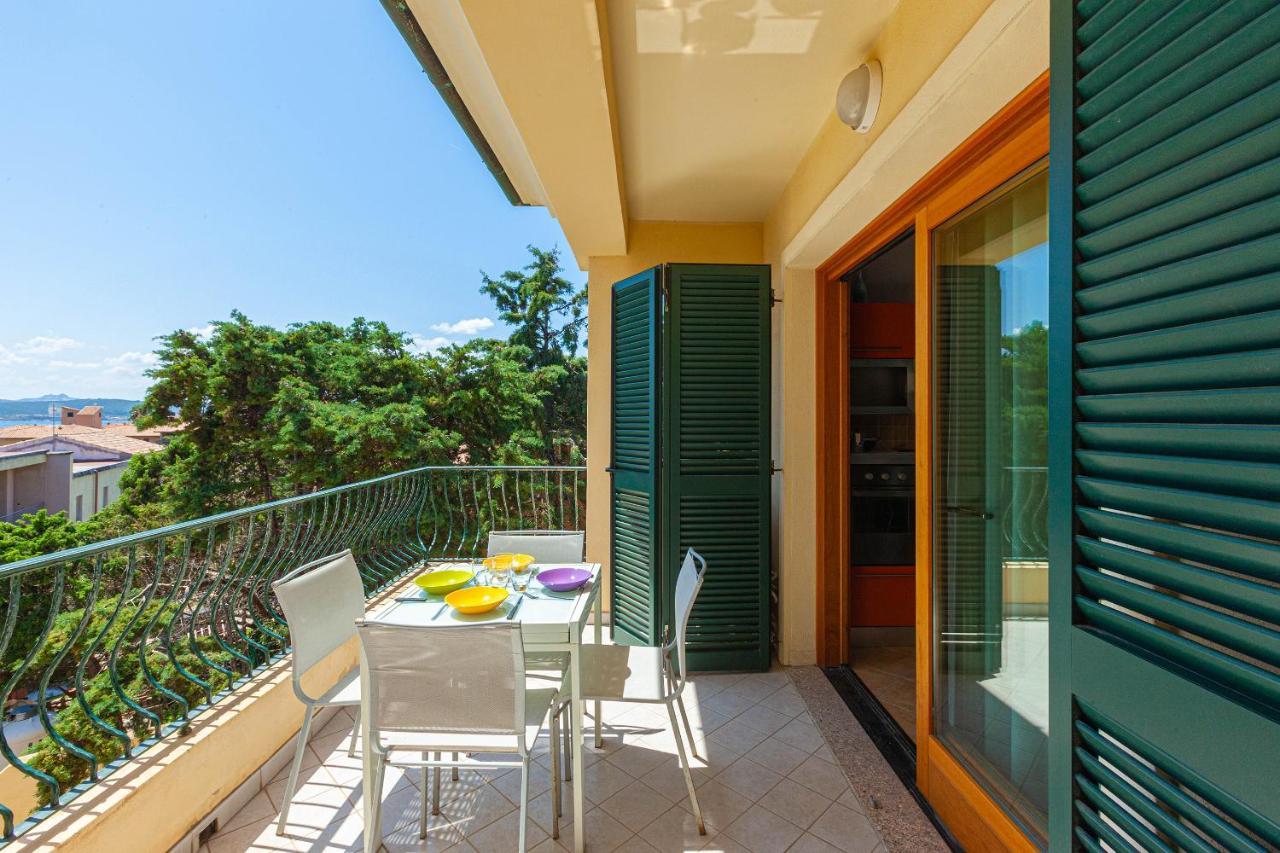 Aparthotel Residenze Le Vele&Le Maree La Maddalena  Esterno foto