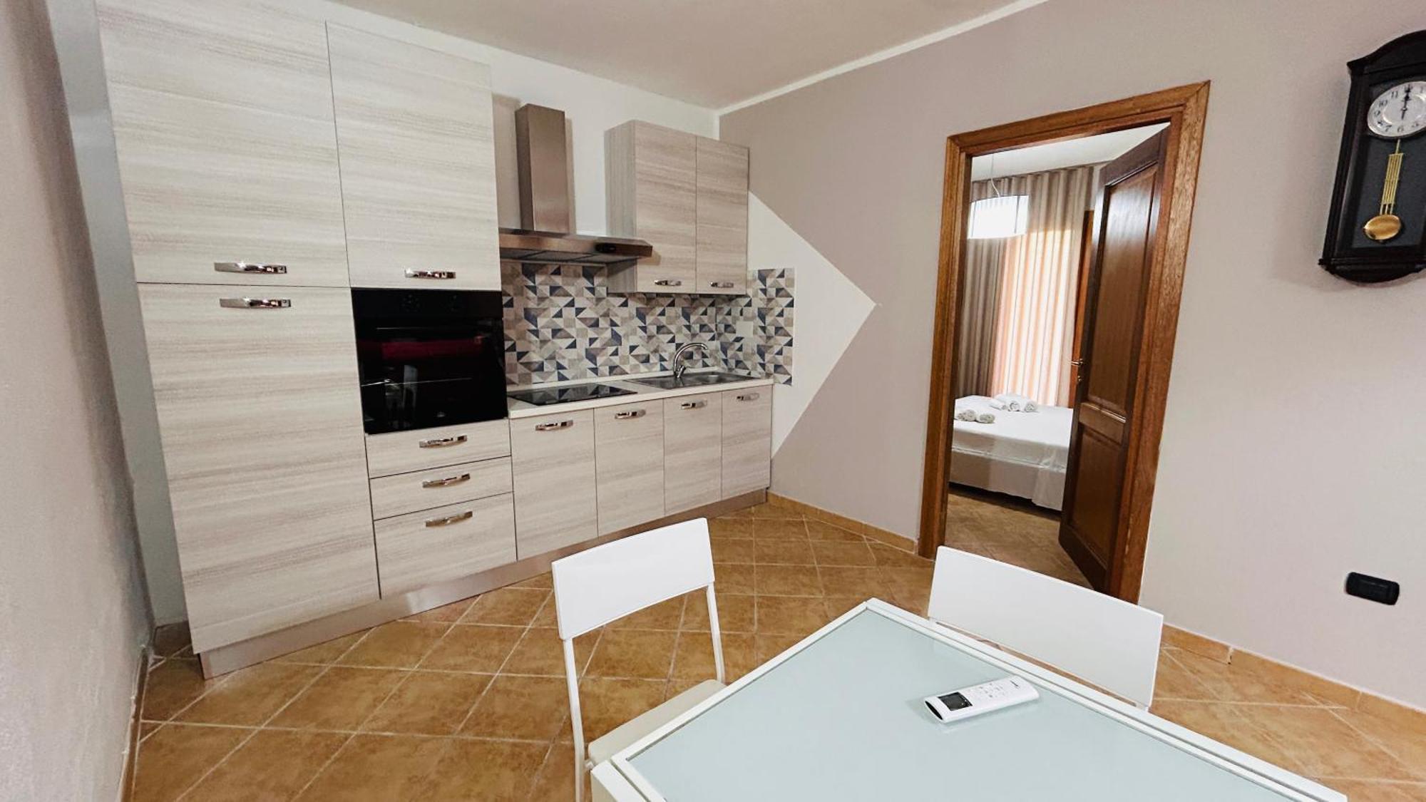 Aparthotel Residenze Le Vele&Le Maree La Maddalena  Esterno foto