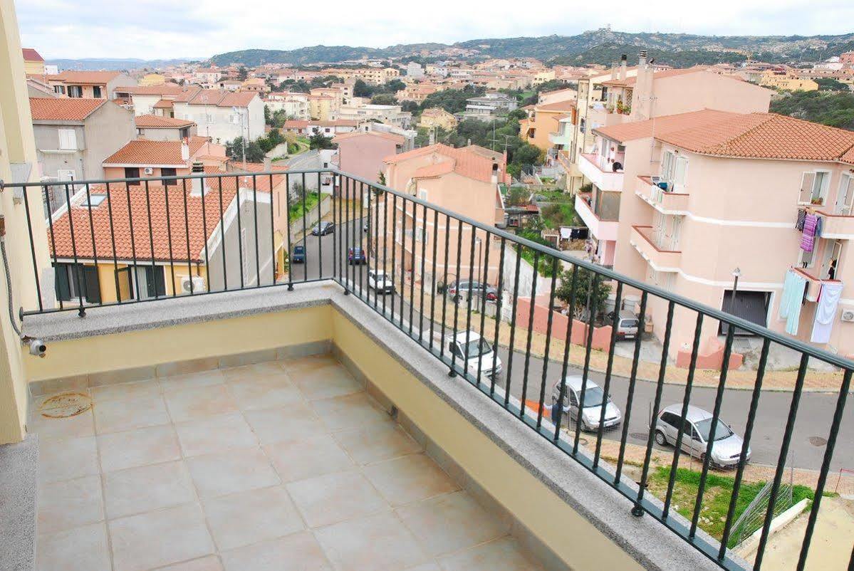 Aparthotel Residenze Le Vele&Le Maree La Maddalena  Esterno foto
